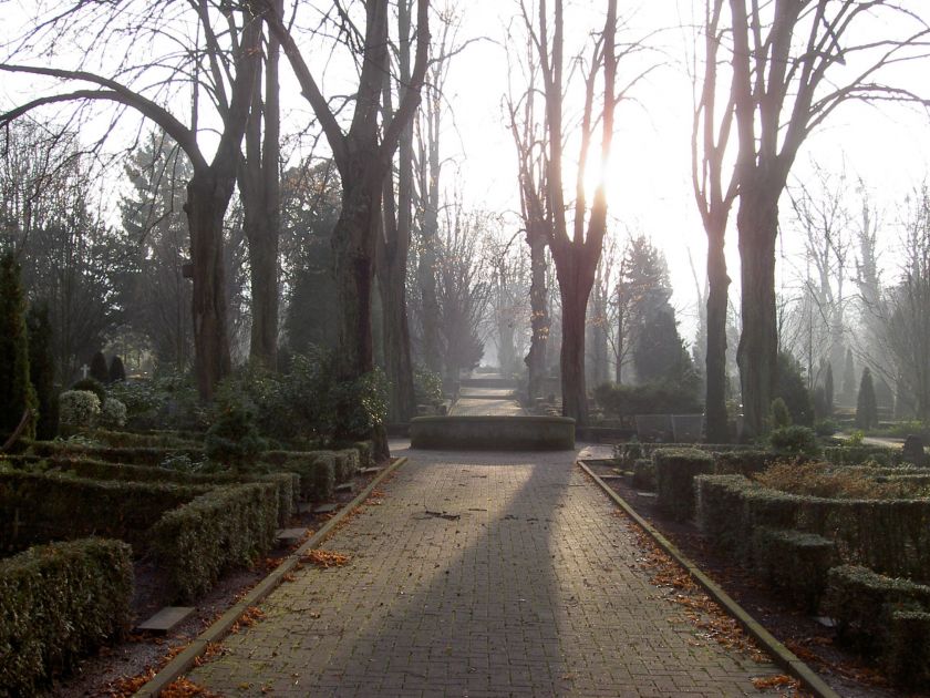 Lübbecker Friedhof - Brunnenallee (Lübbecke Marketing)