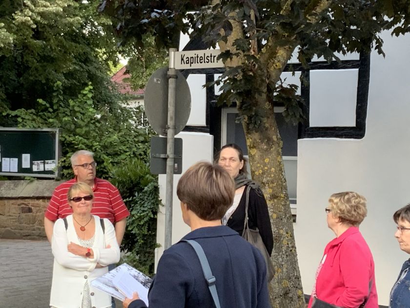 Durch Köttelbeke und Totenstraße - Straßennamen erzählen Stadtgeschichte 