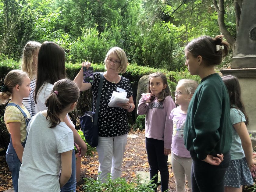 Familienführung "Mit Kindern den Friedhof entdecken"
