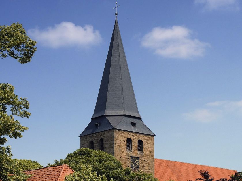 St.-Andreas-Kirche_Blick von Süden (H.-H. Grube)